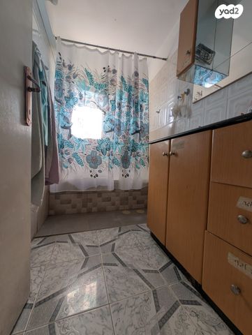 דירה, יצחק בן צבי 22, פאר, חדרה