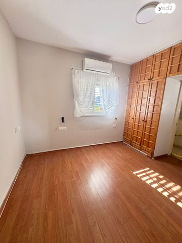 דירה, פועלי הרכבת, גבעתיים