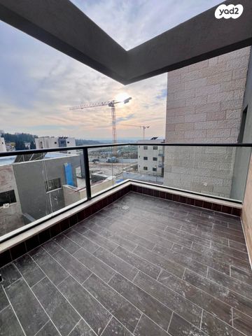 דירה, עזר ויצמן, השכונה המערבית, מגדל העמק