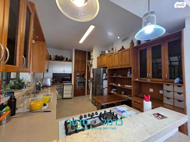 דו משפחתי, הוד הכרמל, דניה, חיפה