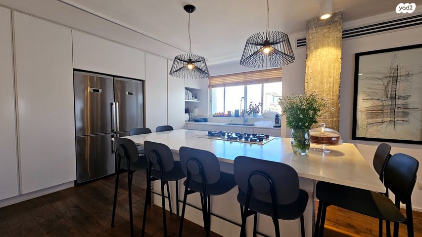 דירה, אלון, רמת השרון