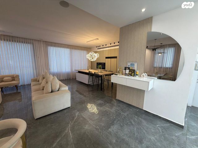 בית פרטי/ קוטג', מלילות