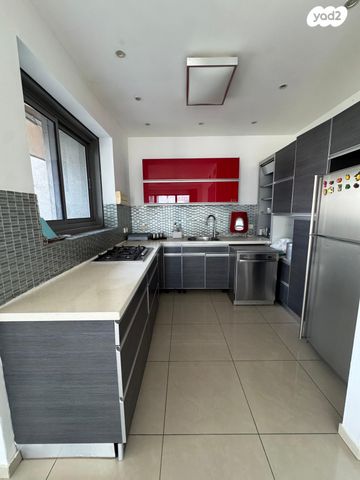 דירה, הרי הגלעד, בורסה, רמת גן