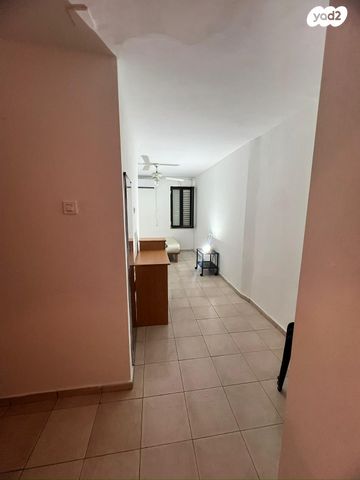 דו משפחתי, העצמאות, נאות הדרים, גן יבנה