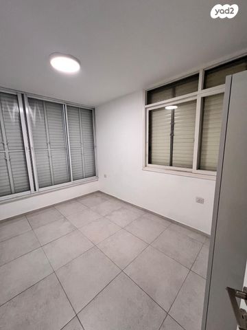 דירה, צ'לנוב, גרין ועם, חולון