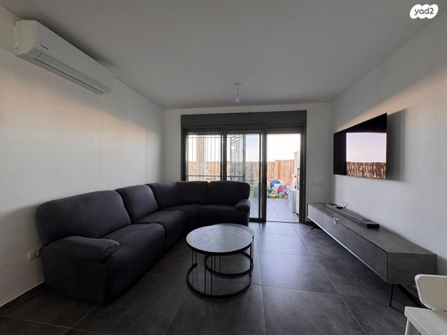 דירת גן, יהלום, שאר העיר, אריאל