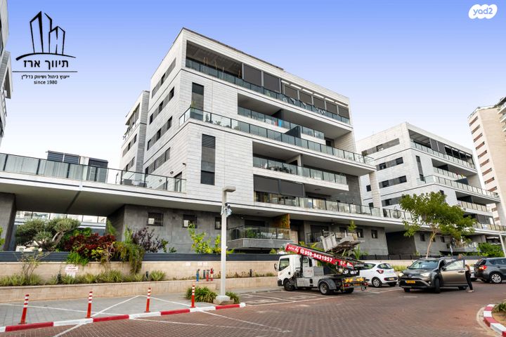 דירה, הרשת, נאות רבין, יבנה