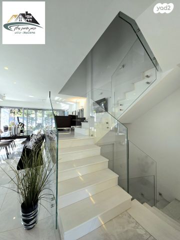 דו משפחתי, שושנת העמקים 25, רמת אמיר, קדימה צורן