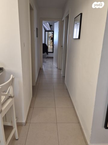 דירת גן, שכונה ה'-ו', מבשרת ציון