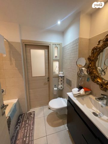 דירה, הרי הגלעד, בורסה, רמת גן