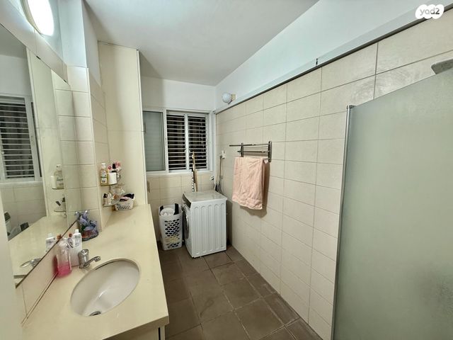 דירה, הרב קטרוני, פתח תקווה