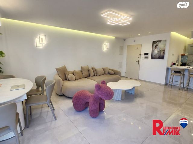 שמעון אבידן 18