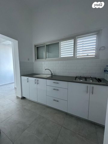 דירה, הלל 1, הדר עליון, חיפה