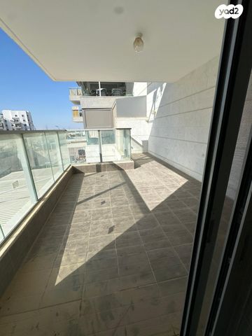 דירה, זלדה שניאורסון 6, כרמי גת, קרית גת