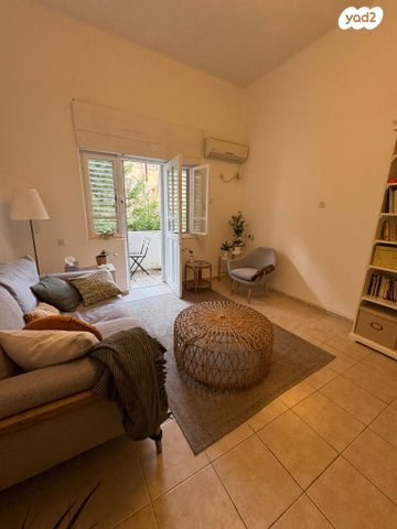 דירה, הלל 1, הדר עליון, חיפה