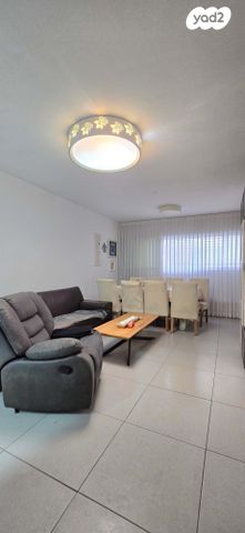 גג/ פנטהאוז, יוסף אהרונוביץ' 94, ג'סי כהן, חולון