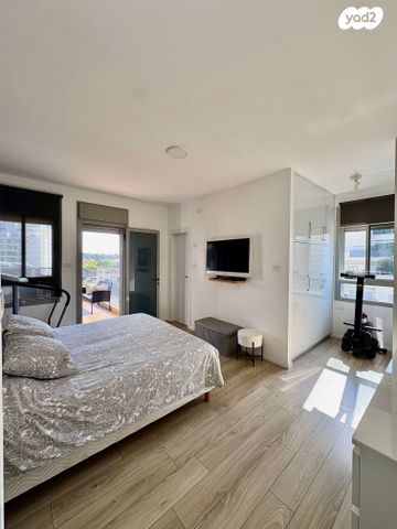 דירה, הדקל, קרית השרון, נתניה