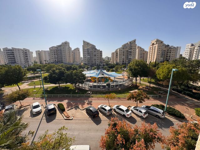 דירה, דליה רביקוביץ 15, קרית האמנים, מצליח, רמלה