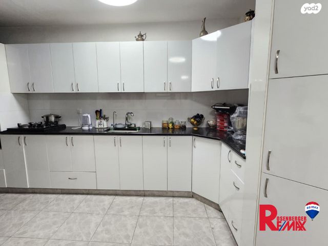 דירה, הקשת 4, קרית שלום, תל אביב יפו