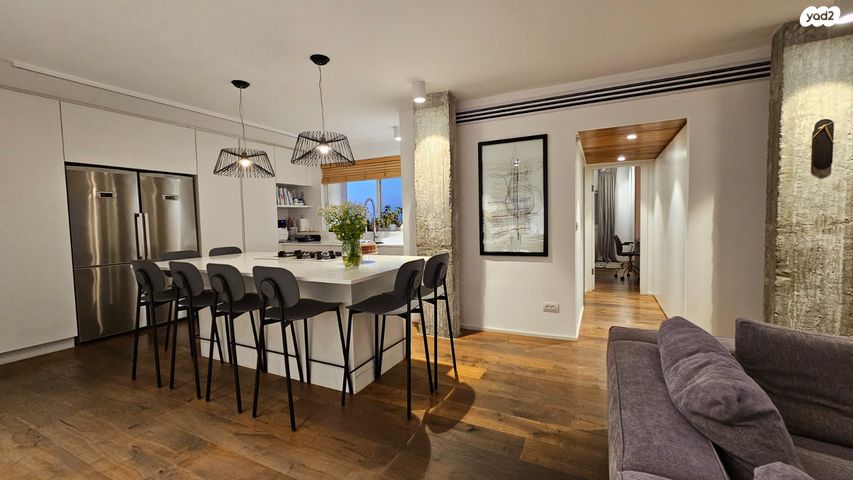 דירה, אלון, רמת השרון