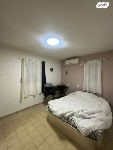 דירה, התשבי, גבעת נשר, נשר