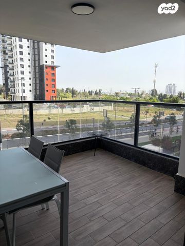 דירה, דרך התקווה 11, גני תקווה