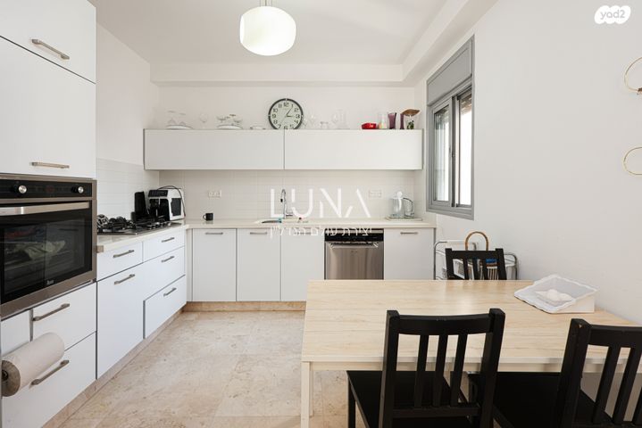 דירה, נחל בניאס 5, נתניה