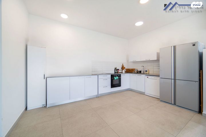 דירה, אריאל שרון, סיטי, גבעתיים