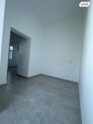 דירה, הלל 1, הדר עליון, חיפה