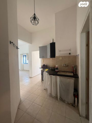 דירה, הלל 1, הדר עליון, חיפה