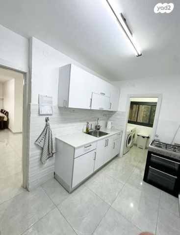 דירה, ז'בוטינסקי, בבא סאלי, נתיבות