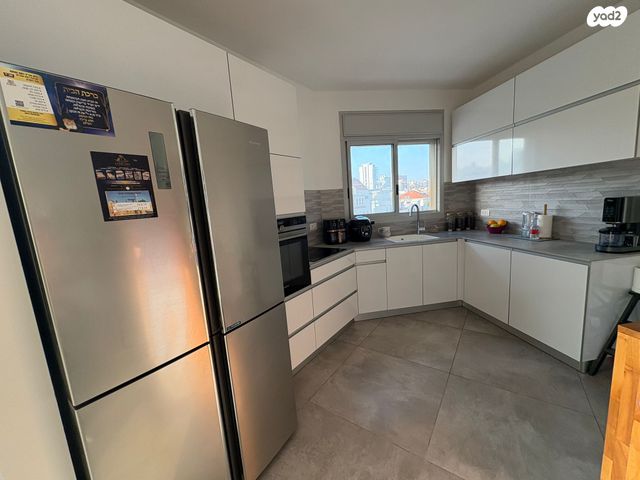 דירה, דרך דון יצחק אברבנאל 9, רמת אפרים, נתניה