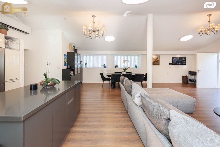 בית פרטי/ קוטג', סביון, סביון