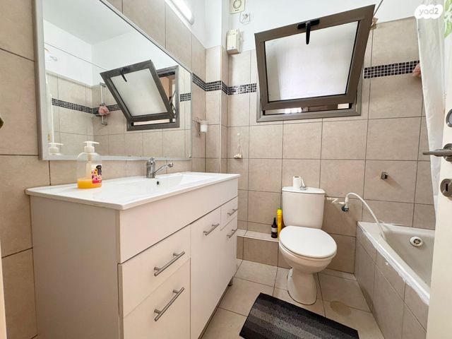 דירה, דליה רביקוביץ 15, קרית האמנים, מצליח, רמלה