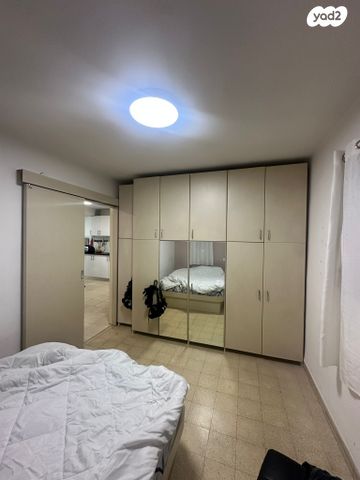 דירה, התשבי, גבעת נשר, נשר