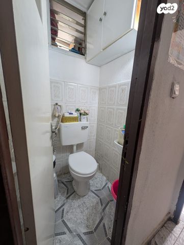 דירה, יצחק בן צבי 22, פאר, חדרה