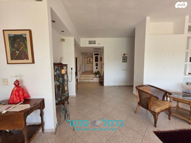 דו משפחתי, הוד הכרמל, דניה, חיפה