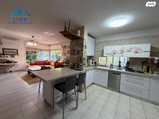 דופלקס, דרך חנקין 22, חיפה