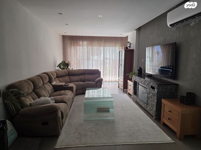 דירה, ארלוזורוב, עצמאות יוספטל, בת ים