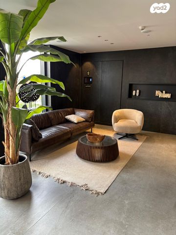 דירה, דרך התקווה 11, גני תקווה