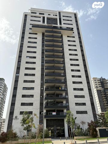 דירה, דרך התקווה 11, גני תקווה