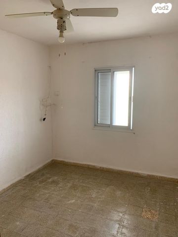 דירה, הכנסת 7, באר שבע