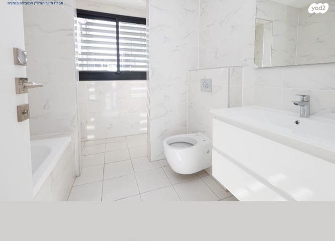 דירה, אמנון ליפקין שחק, נוף הטיילת, נתניה