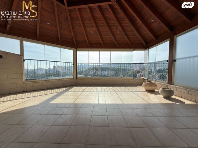 גג/ פנטהאוז, נורית, ורדיה, חיפה