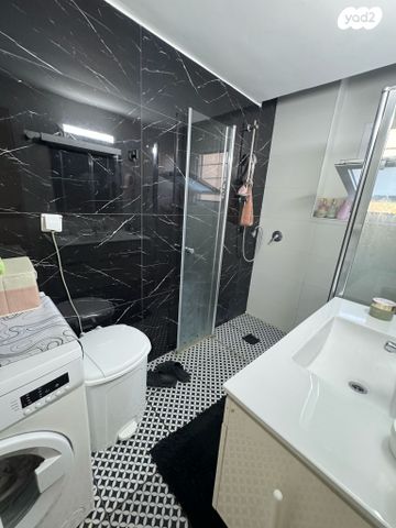 דירה, הלל 1, הדר עליון, חיפה