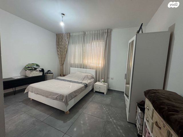 דירה, נחשול, נופרים, ראש העין