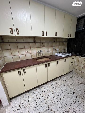 דירה, יצחק בן צבי, אשכול, רמלה