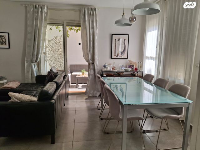 דירה, לוי אשכול 1, מרכז דרום, רעננה