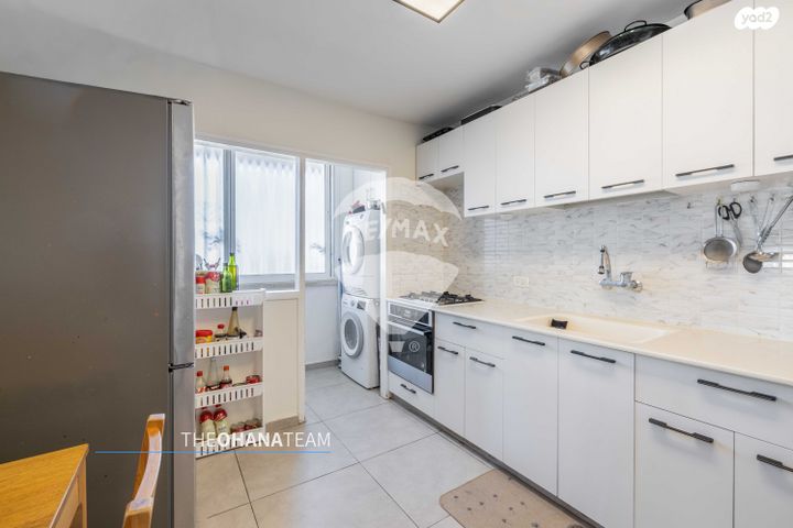 דירה, שדרות גולדה מאיר, קרית נורדאו, נתניה