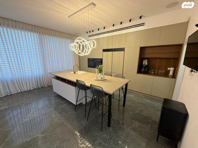 בית פרטי/ קוטג', מלילות